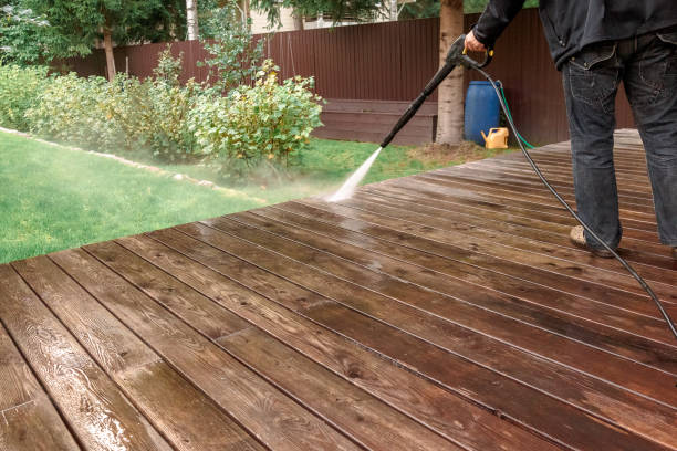 Best Gutter Cleaning  in Waterbury, CT